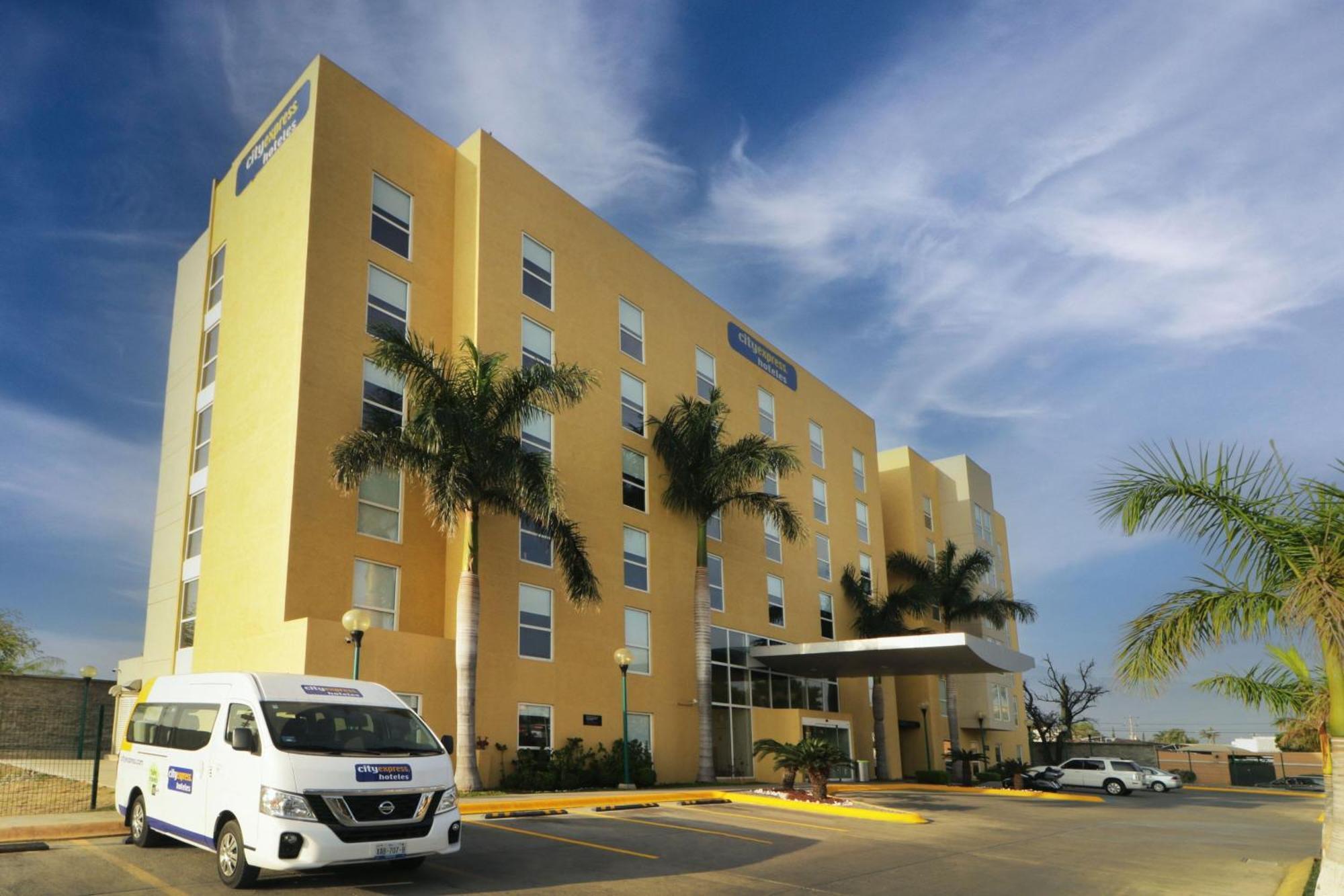 City Express By Marriott Ciudad Victoria Buitenkant foto